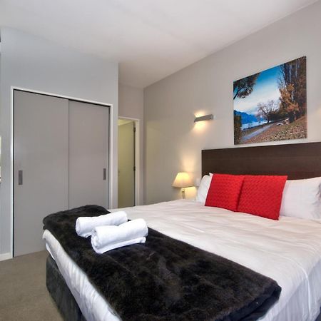 Pure Retreat Lake Views Queenstown Eksteriør bilde